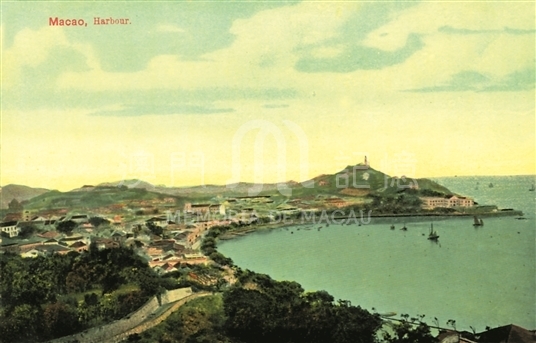 從西望洋山遠眺南灣 （約1890年）